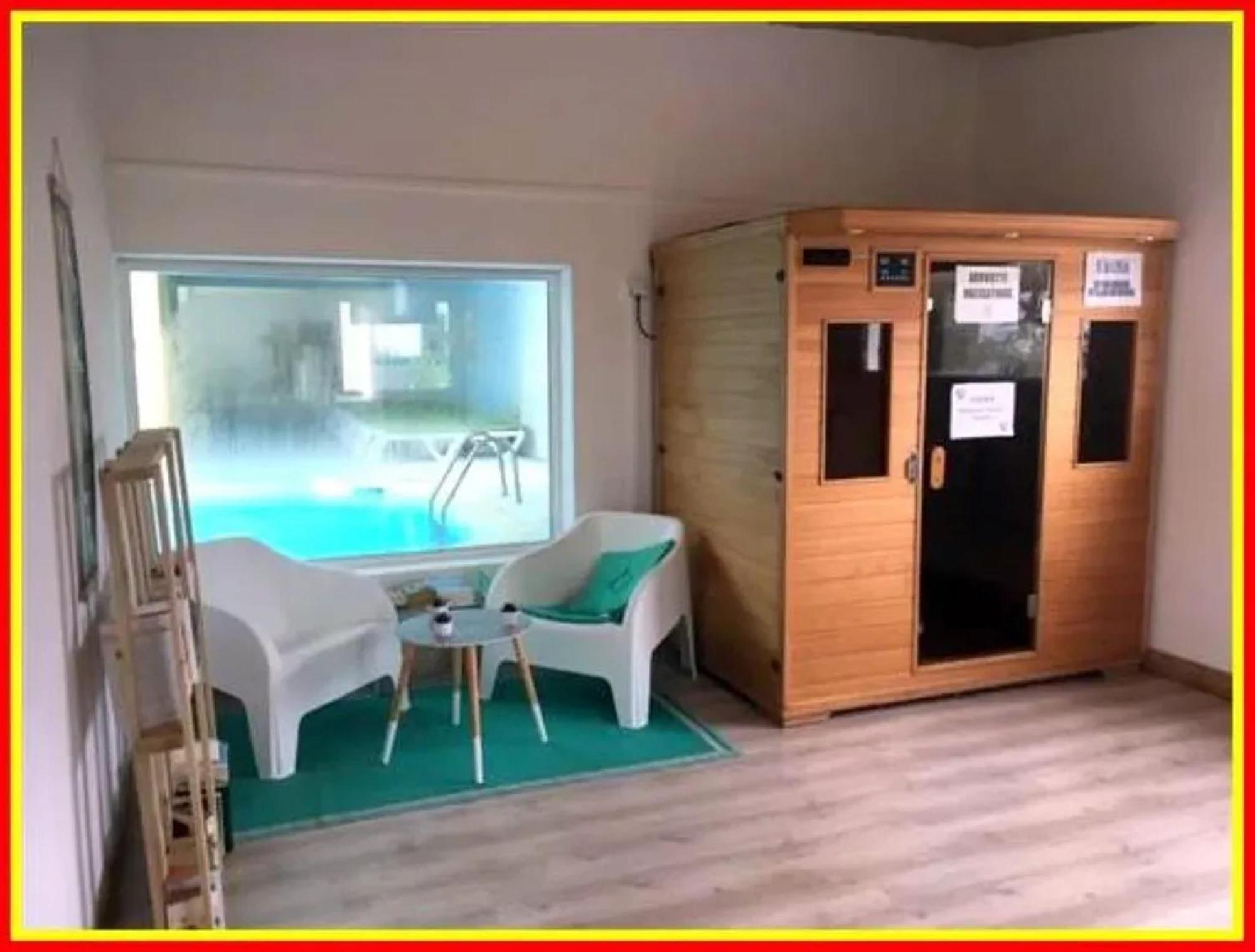 Bungalow De 2 Chambres Avec Piscine Partagee Sauna Et Terrasse A Saint Denis D'Oleron A 1 Km De La Plage Exterior foto